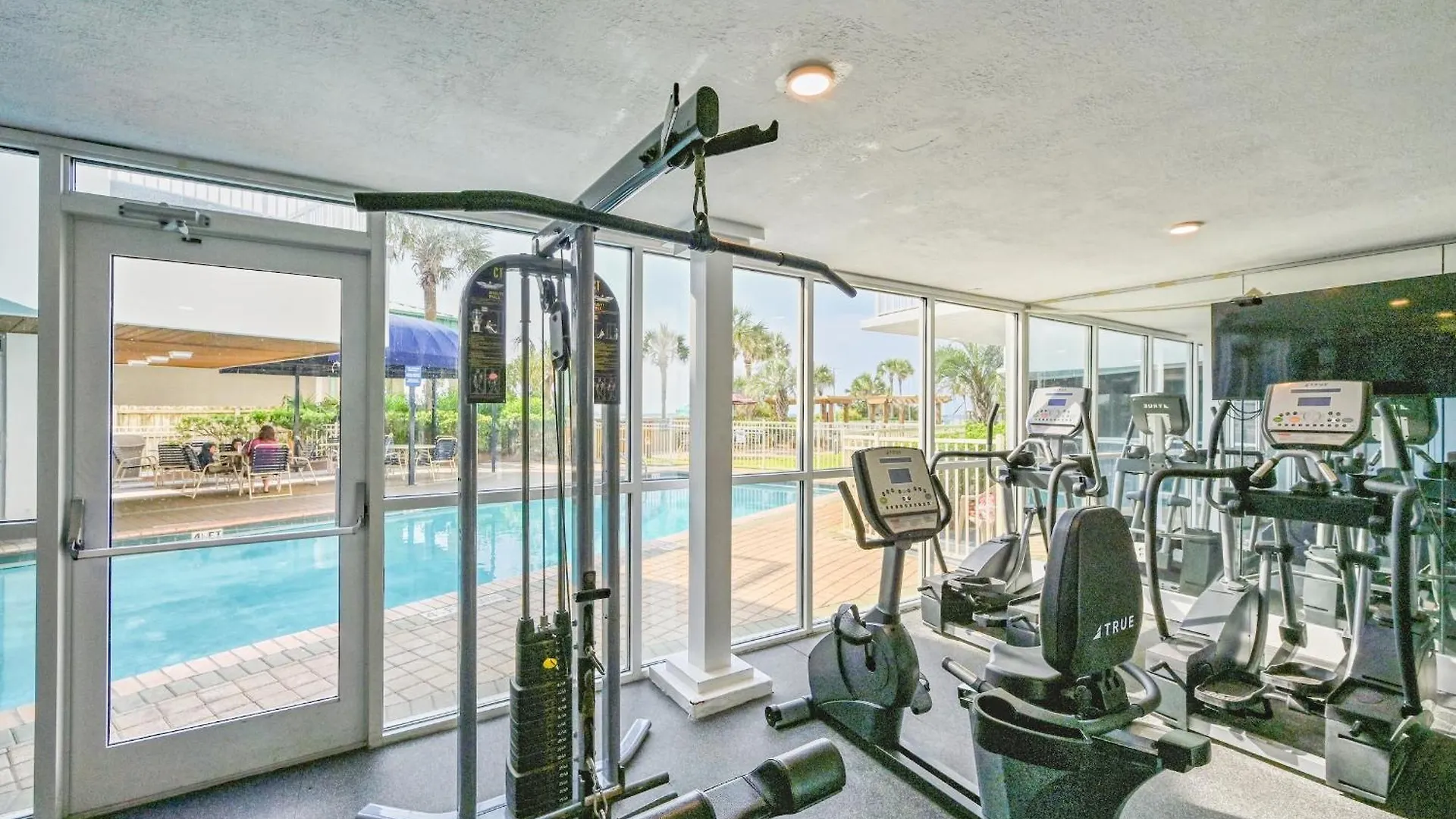 Biggest 2 Bedroom Corner Unit, 16Th Flr Beachfront At Pelican Destin 0*,  United States