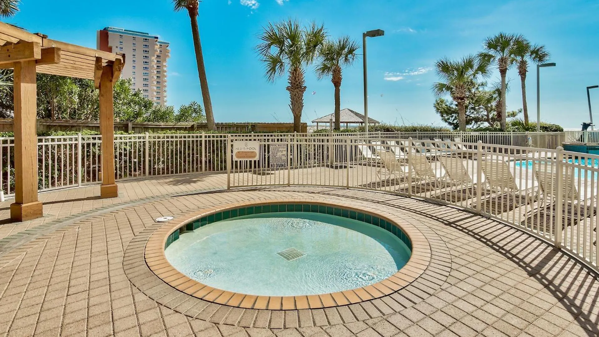 Apartment Biggest 2 Bedroom Corner Unit, 16Th Flr Beachfront At Pelican Destin United States