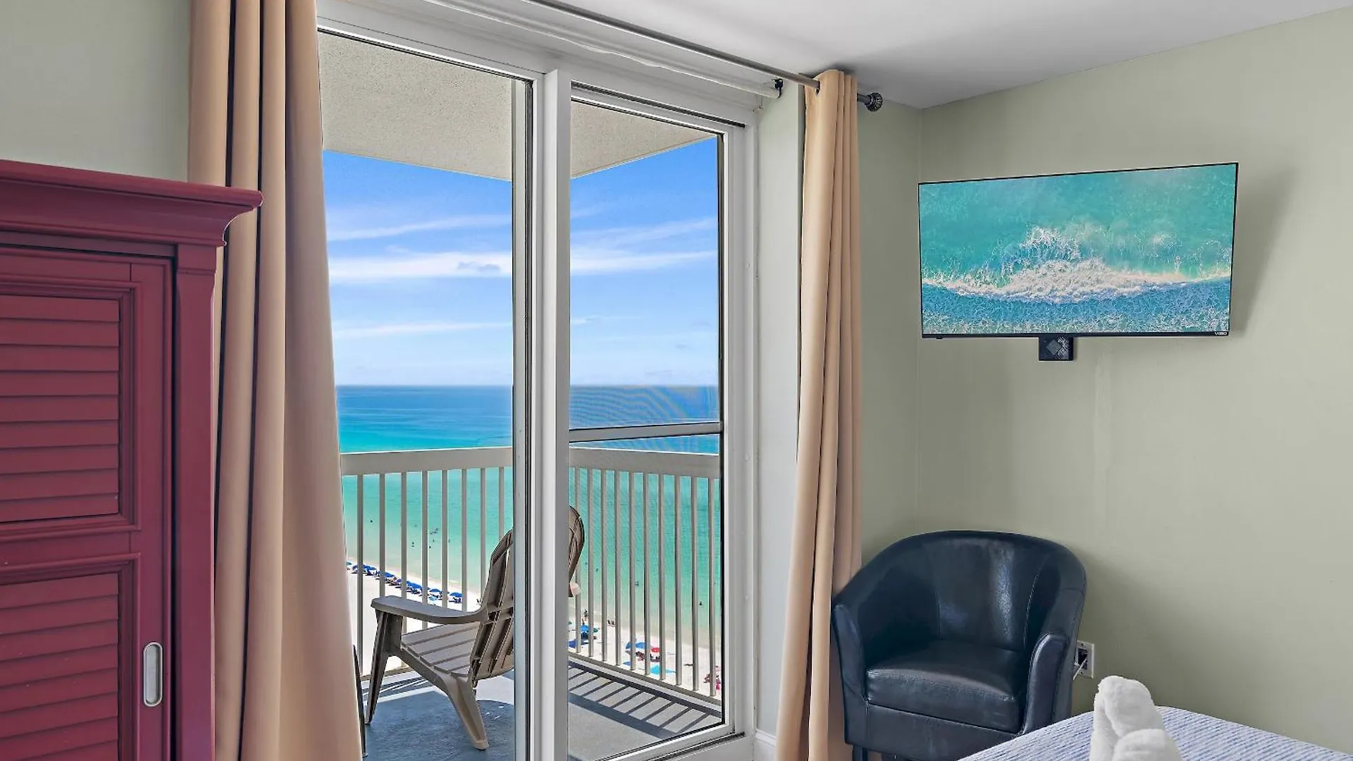 Biggest 2 Bedroom Corner Unit, 16Th Flr Beachfront At Pelican Destin